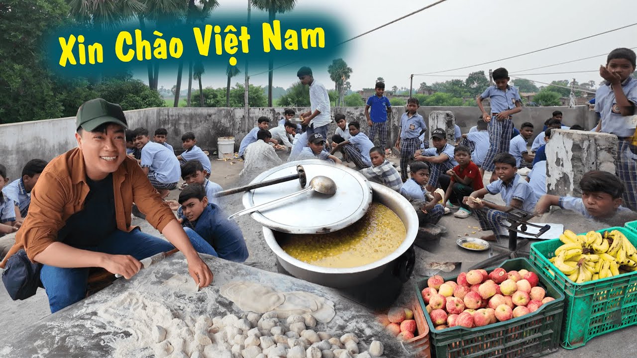 NẤU ĂN CHO TRẺ EM NGHÈO Ở ẤN ĐỘ