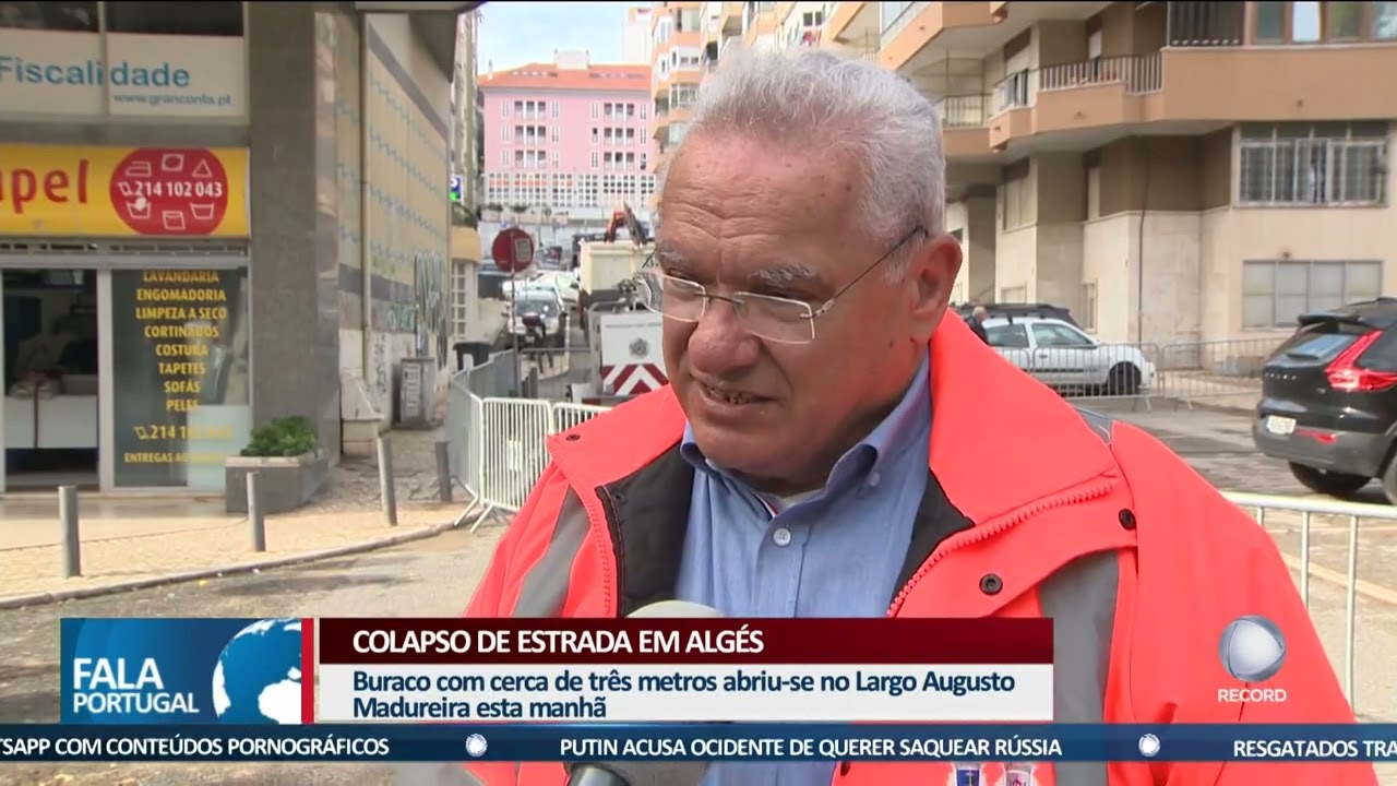 Colapso de estrada em Algés