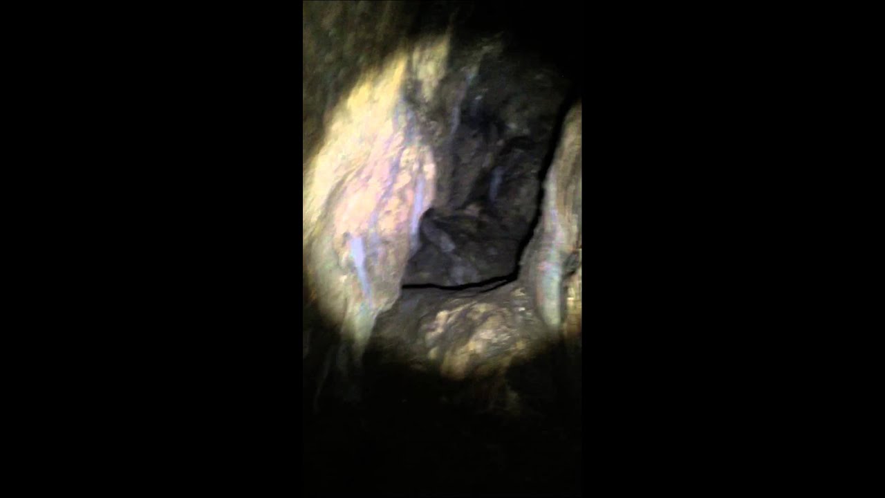 Hoyle's Mouth Cave, Penally (near Tenby) 29/10/15 (please read description)