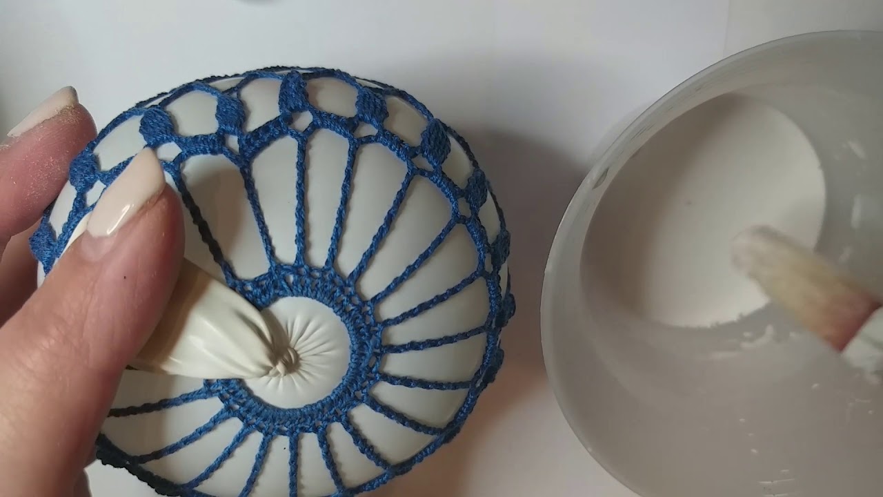 Inamidare sfere natalizie