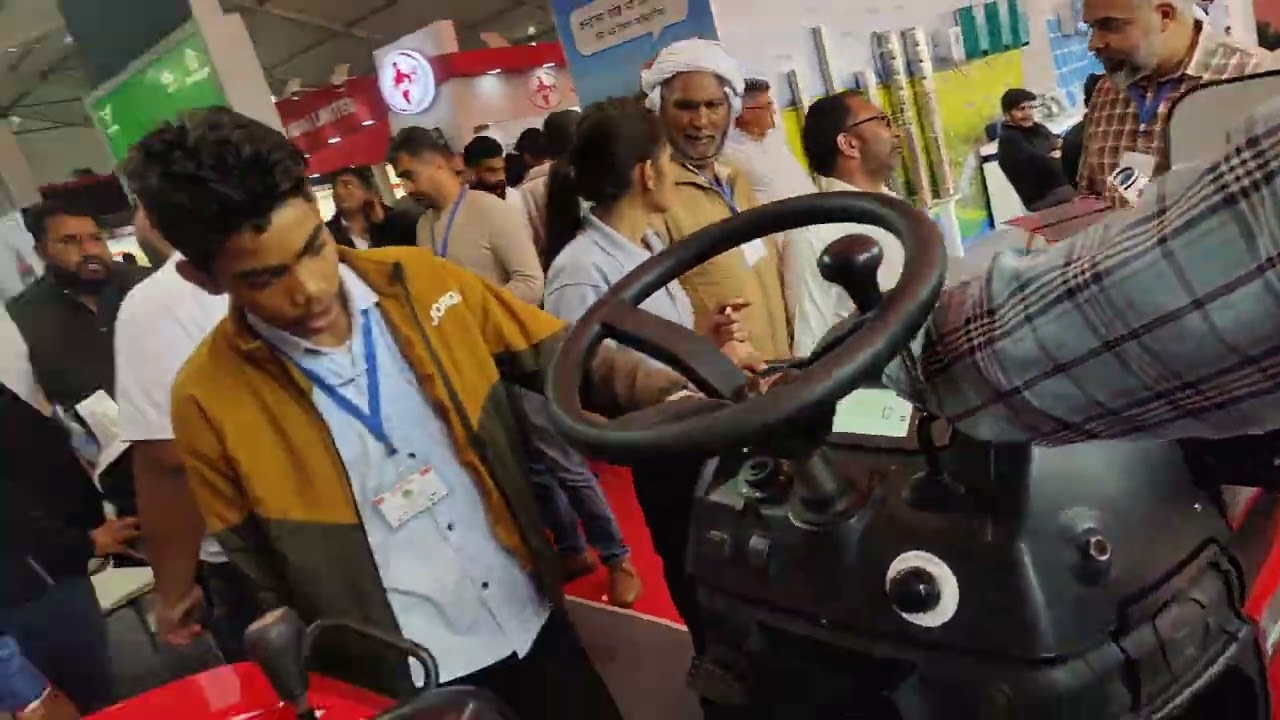 Montra E-27HP भारत का पहला बैटरी से चलने वाला ट्रैक्टर 😱😱 और 5 लाख रूपए की सब्सिडी सरकार की तरफ़ से।