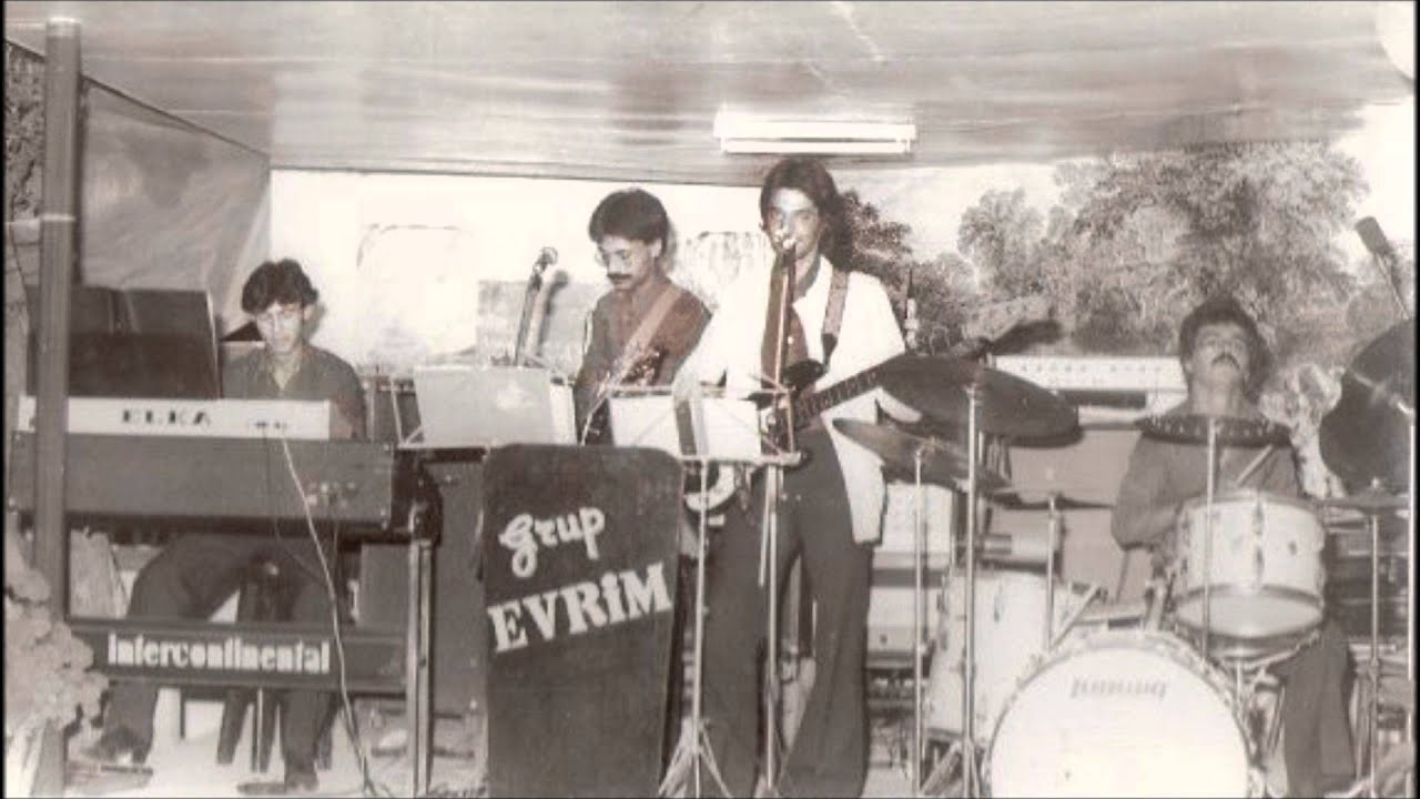 Grup EVRİM - 1979 / Özlem (TRT Hafif Müzik Beste Yarışması)
