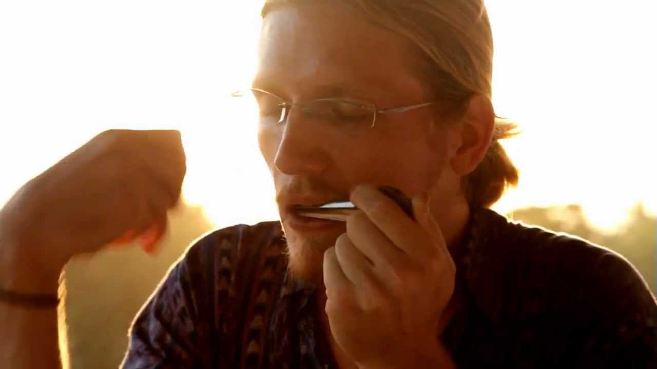 Sunset with a Siberian Mouth Harp  |  Neptune Chapotin