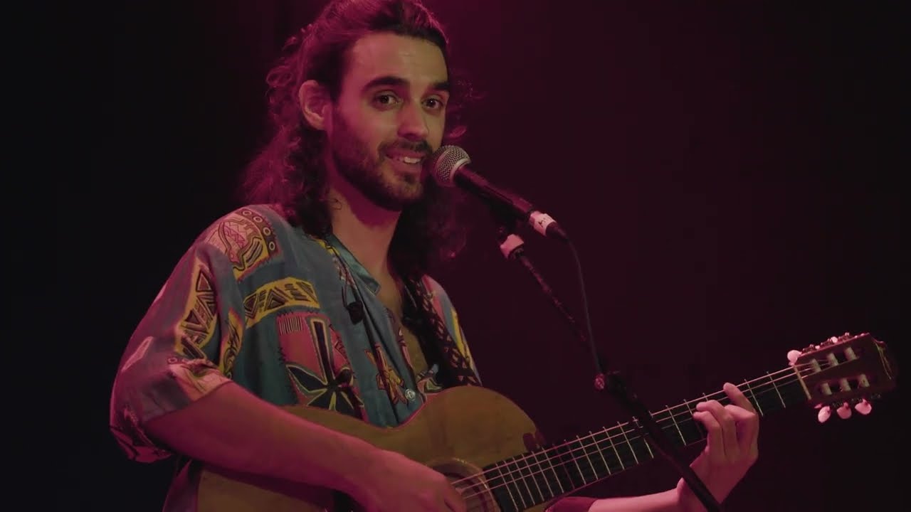 Pedro Pastor y Los Locos Descalzos - Los Olvidados (En vivo But)