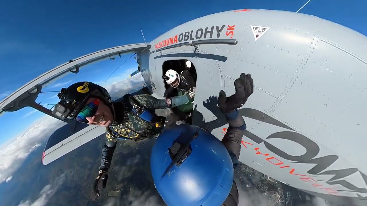 Skydiving from AN -2  INSTA 360 X2