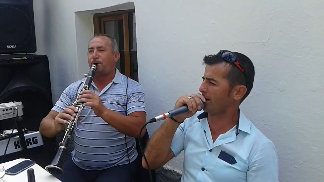 vellezerit basholli .nene per nje vajz po vuaj.