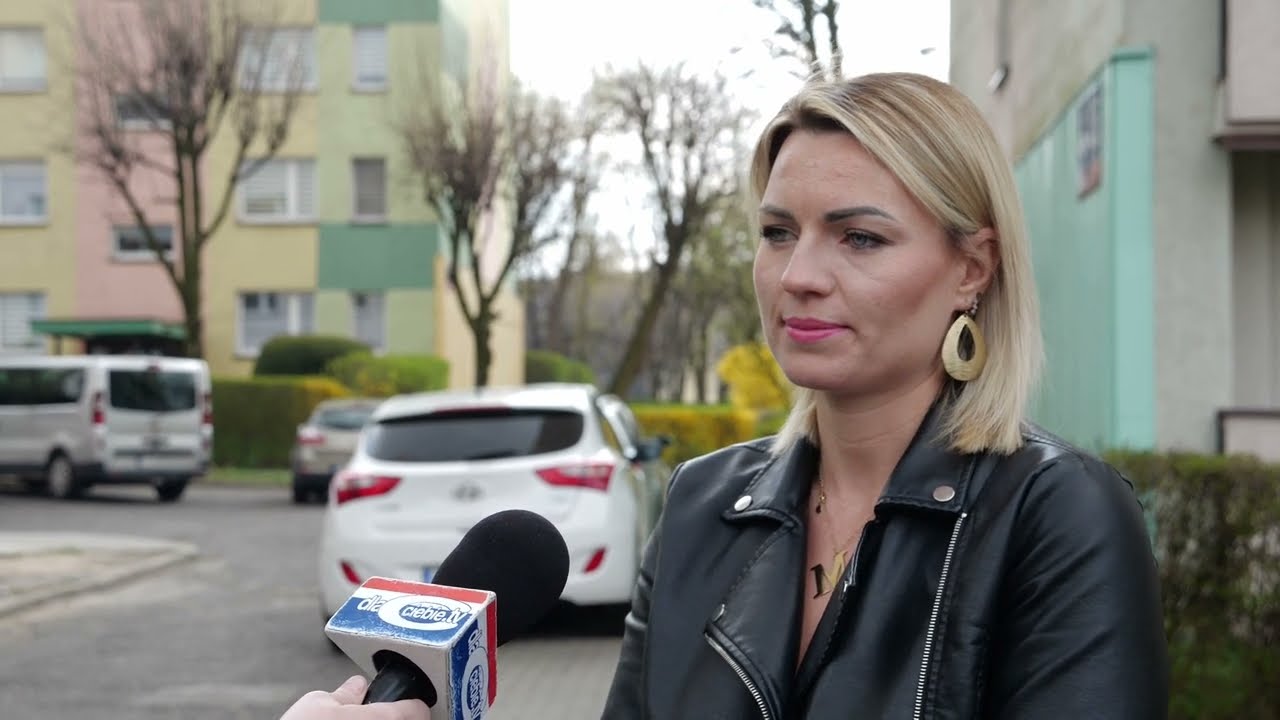 Graffiti na klatkach schodowych — pokrycie szkód wyniesie kilka tysięcy.