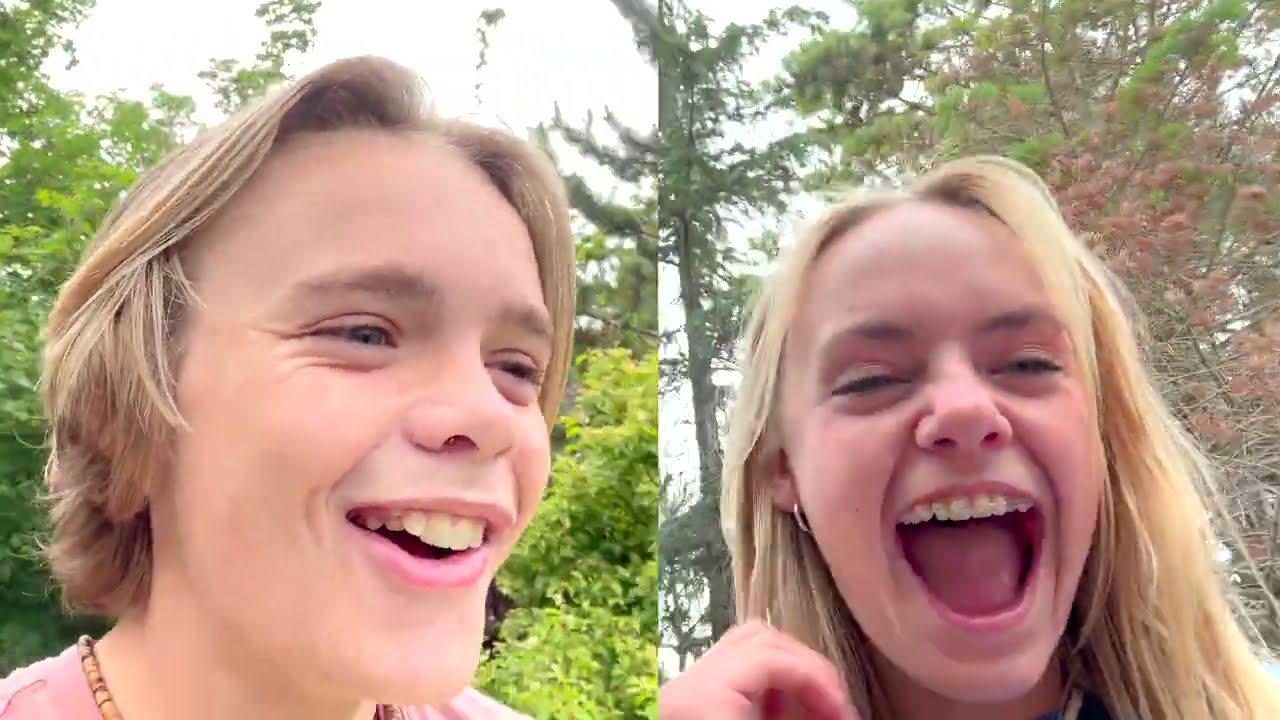 Мои дети заперли меня в загадочном ящике! 100 кнопок, 1 выход!