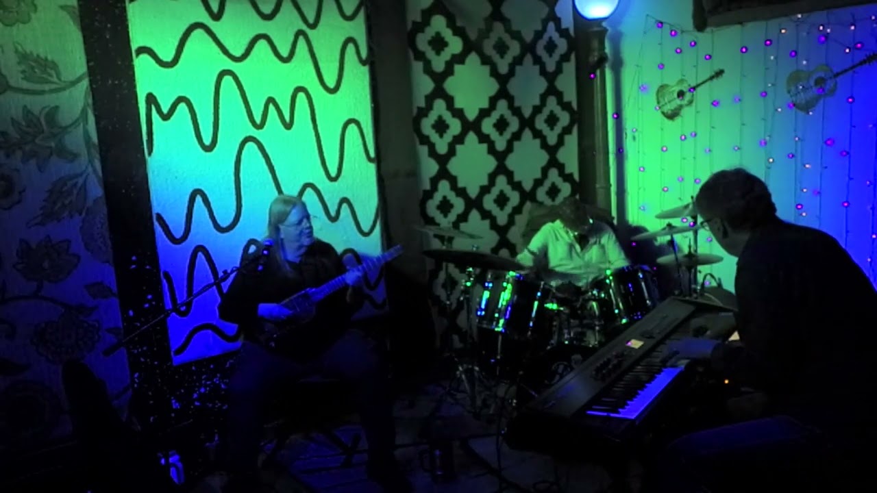 Jef Cierniak, Steve Fine, GR Svenddal 4/16/23 Grateful Sunday 617 Driftwood Minneapolis, MN