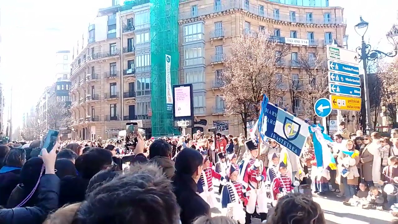 Desfile tamborrada de San Sebastián 2026