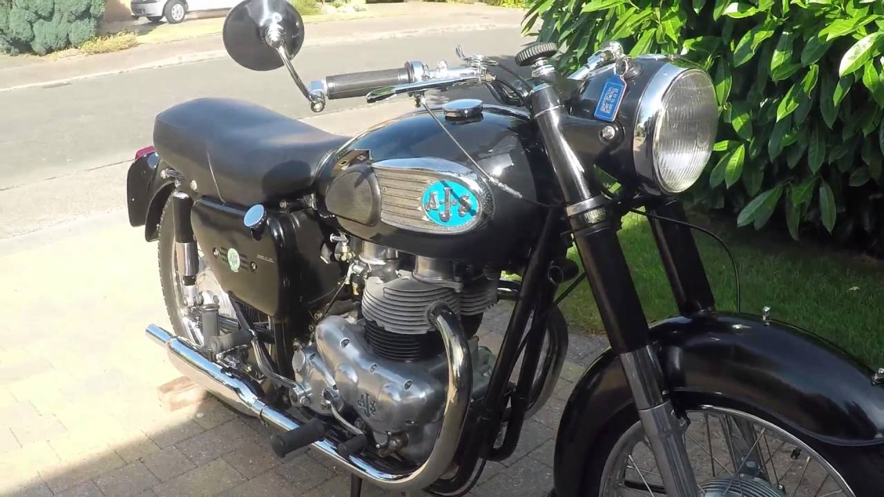 AJS Model 31 Swift (1962) - Startup after 12 months layup