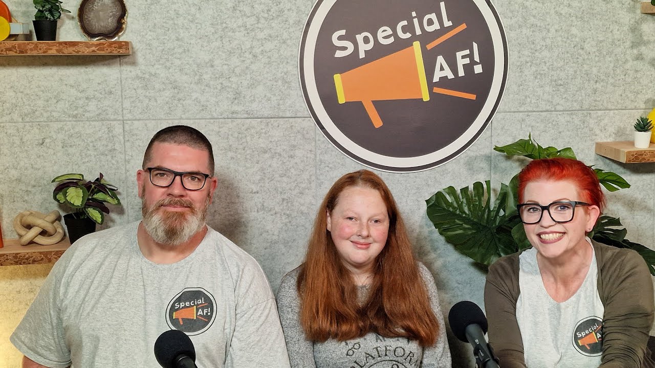 Lyd and Lann Talk to Sinead Whitehouse - Special AF! Podcast