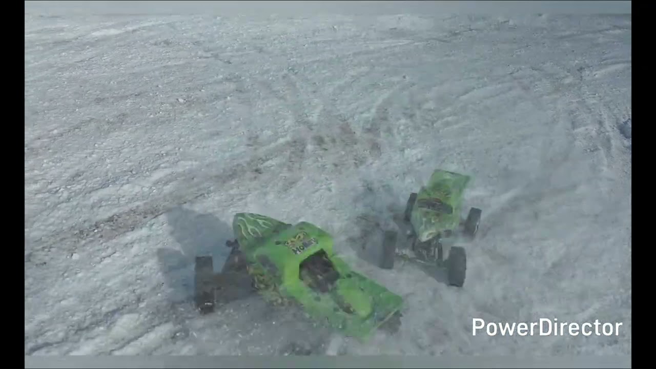 Losi LMT King Sling snow bashing