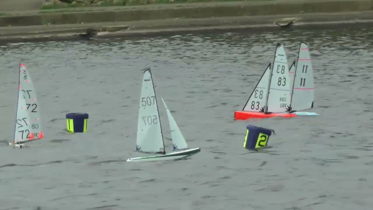 DF 65 Racing at Eastbourne