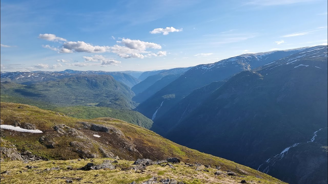 5 days tent and cabin trip in Jotunheimen, from Turagr&oslash; trough Utladalen