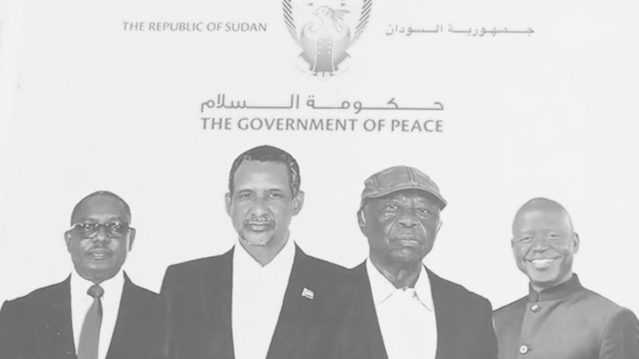 رئيس الإدارة المدنية يتفقد أعمال الصيانة وتأهيل طريق معبر 