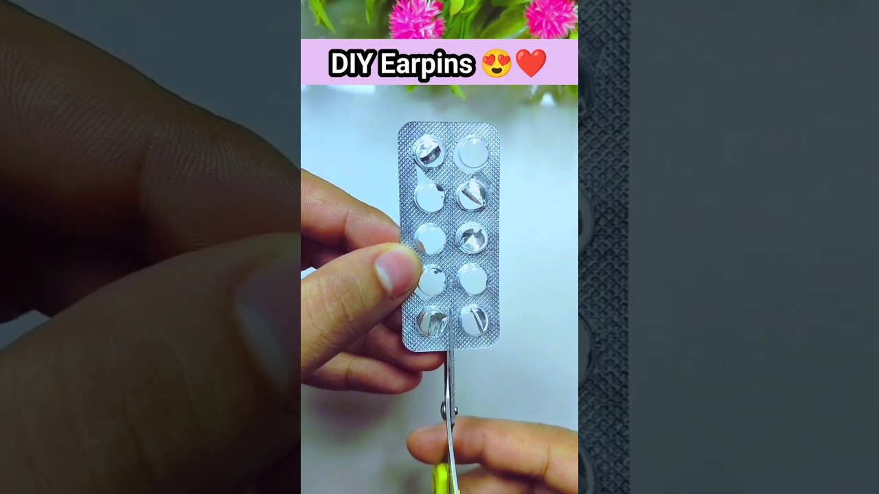 DIY earpins 😲💕/how to make Earpins at home/homemade earrings