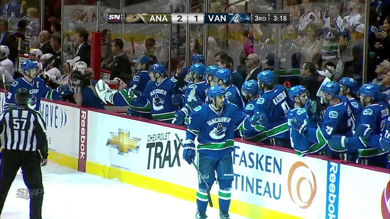 Canucks Vs Ducks - Jason Garrison Goal - 04.25.13 - HD