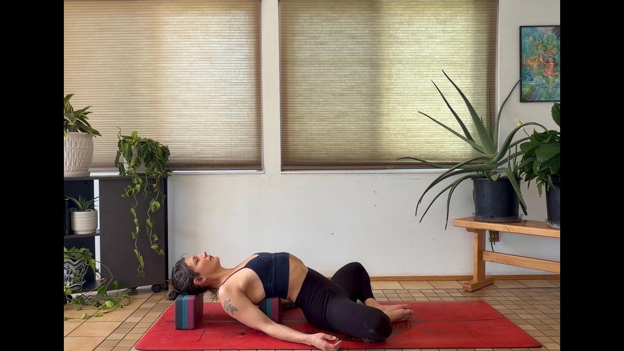 Full Body Gentle Yoga 🌙 30 Min Reset for Stress Relief & Mobility