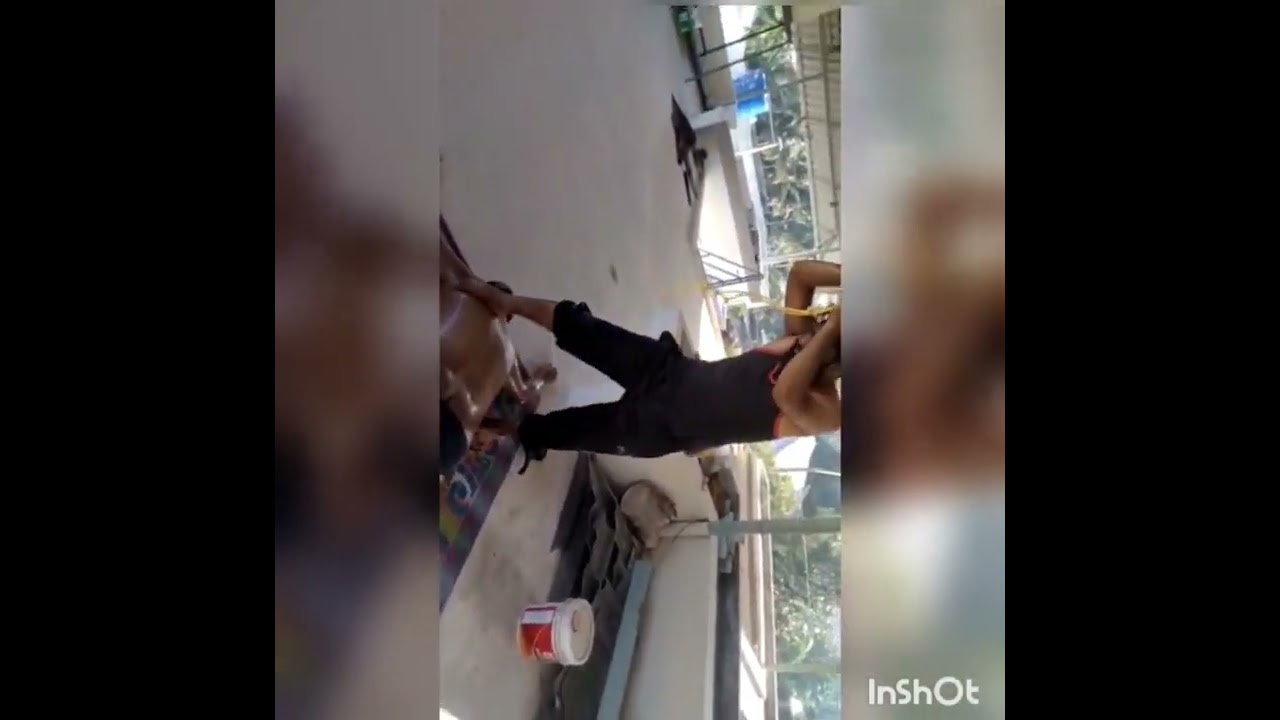 കളരി ചവിട്ടി ഉഴിച്ചിൽ
