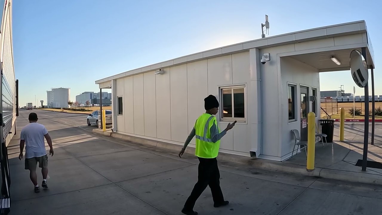December 11, 2024/325 8 HRS unloading at WALMART