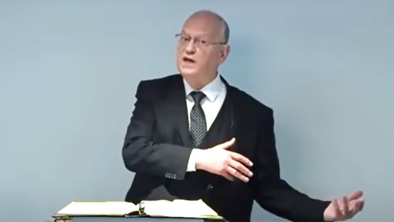 Van de Brink vindt men gevaarlijk omdat hij probeert on-reformatorische opvattingen te weerleggen.