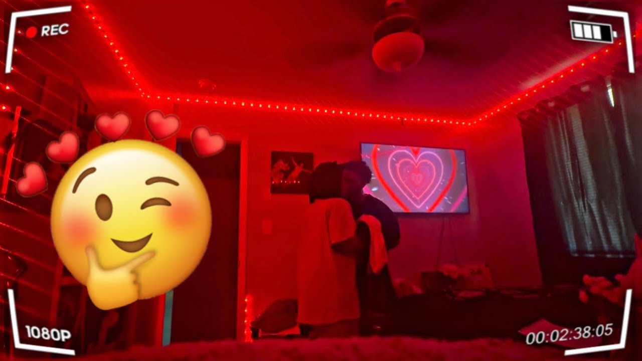 I SURPRISED MY GIRLFRIEND ON OUR 1.1. ANNIVERSARY😁❤️ *MUST WATCH*‼️ SWEET REACTION ‼️