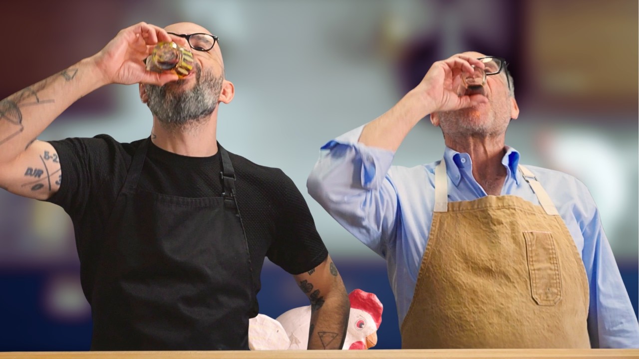 Элтон Браун готовит еду | Бонусный эпизод! (С участием @bingingwithbabish)