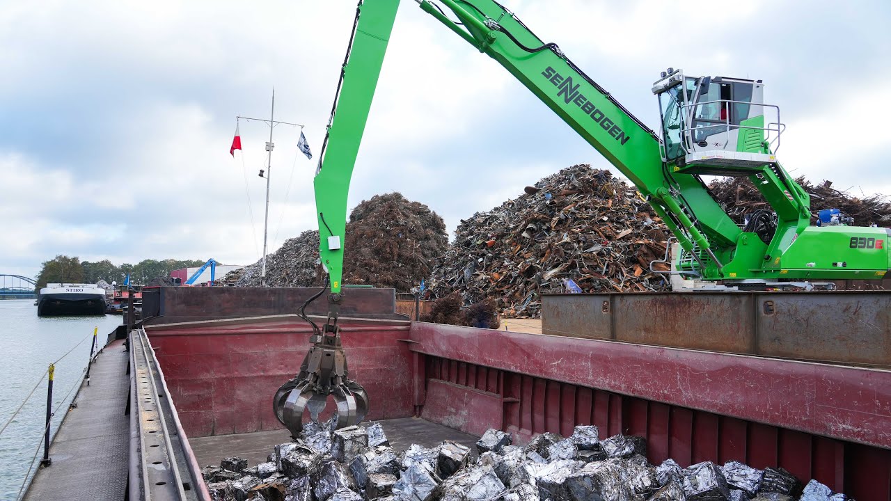 Schrottverladung bei Kohl Recycling in Bramsche mit dem Sennebogen 830E