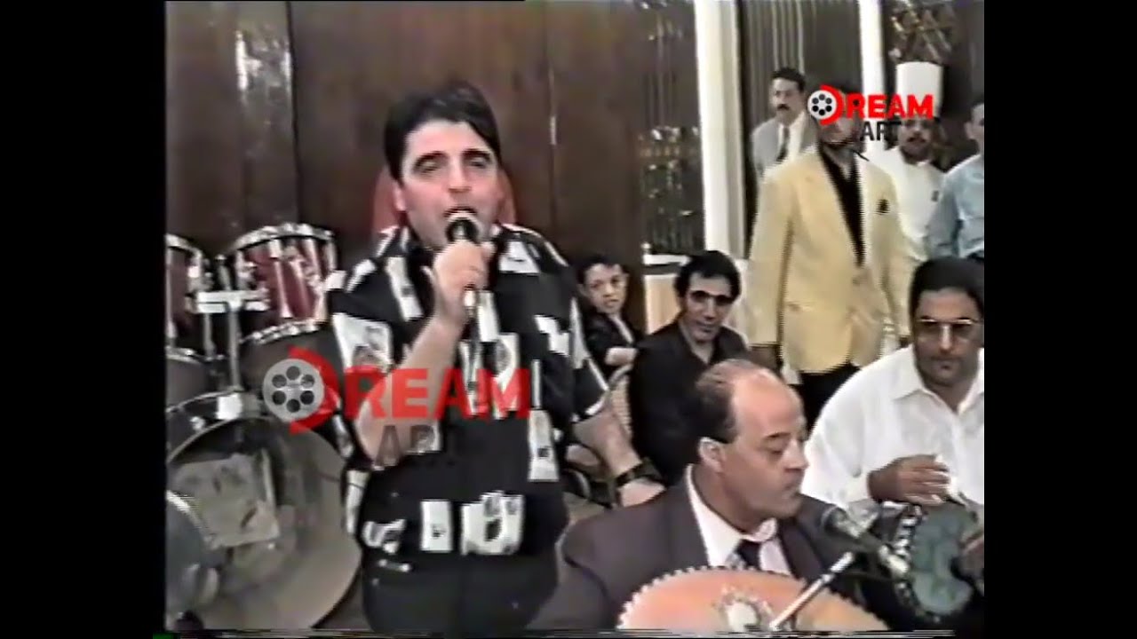 فيديو نادر لـ محمود الجندي بيرقص ويغني في فرح