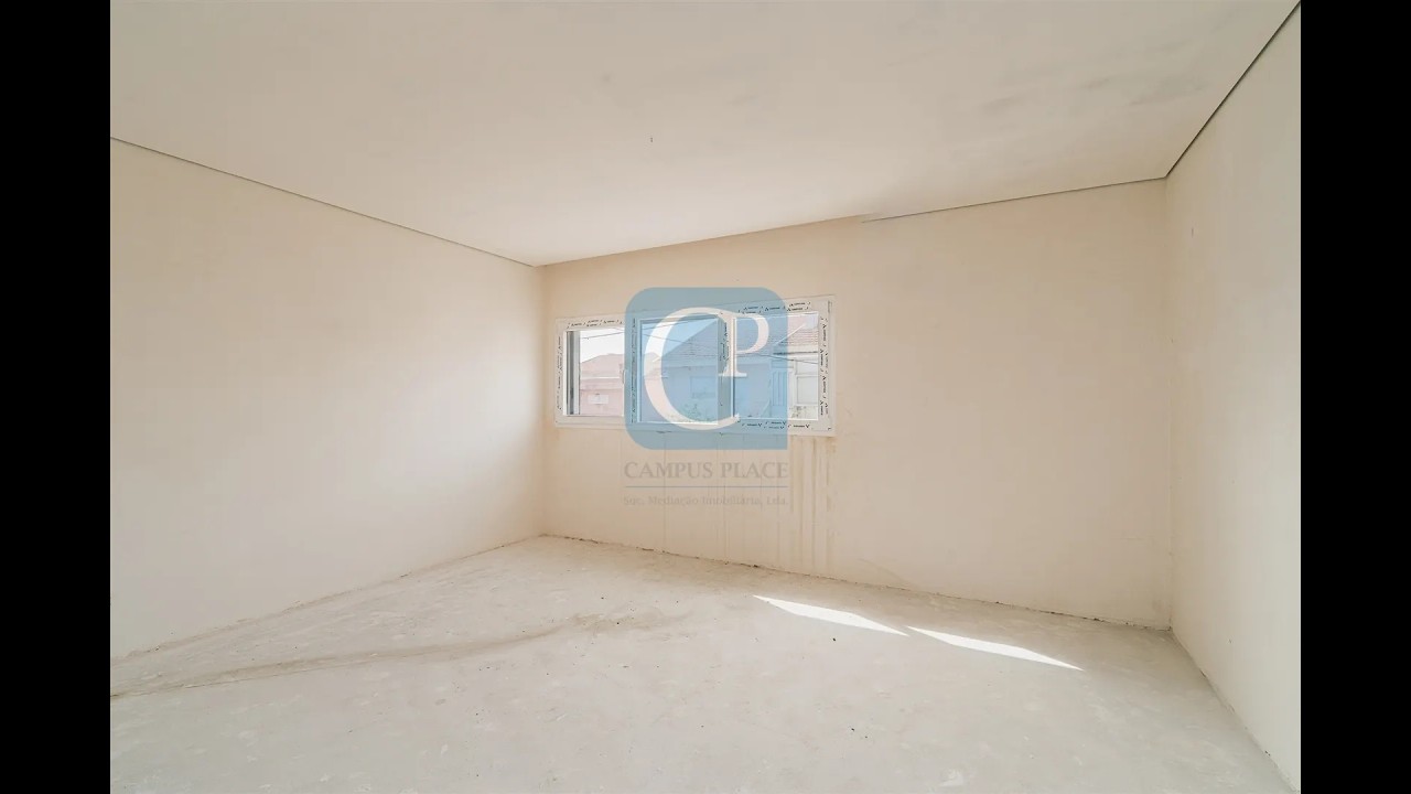 CP4232 - Moradia V3 em fase de acabamento em Guifões