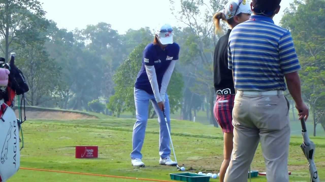[HD] Na Yeon Choi on driving range at 2013 Honda LPGA Thailand (R2)
