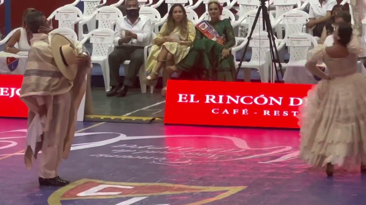 Concurso Mundial de Marinera Trujillo 2022 Evelyn Bellido y Carlos Ubillus