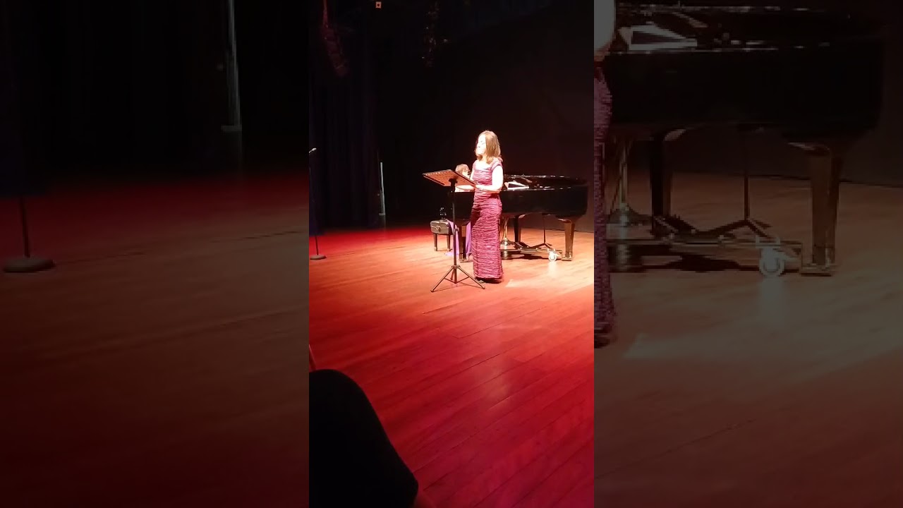 VIVIR, Pasillo de Blanca Layana Gómez