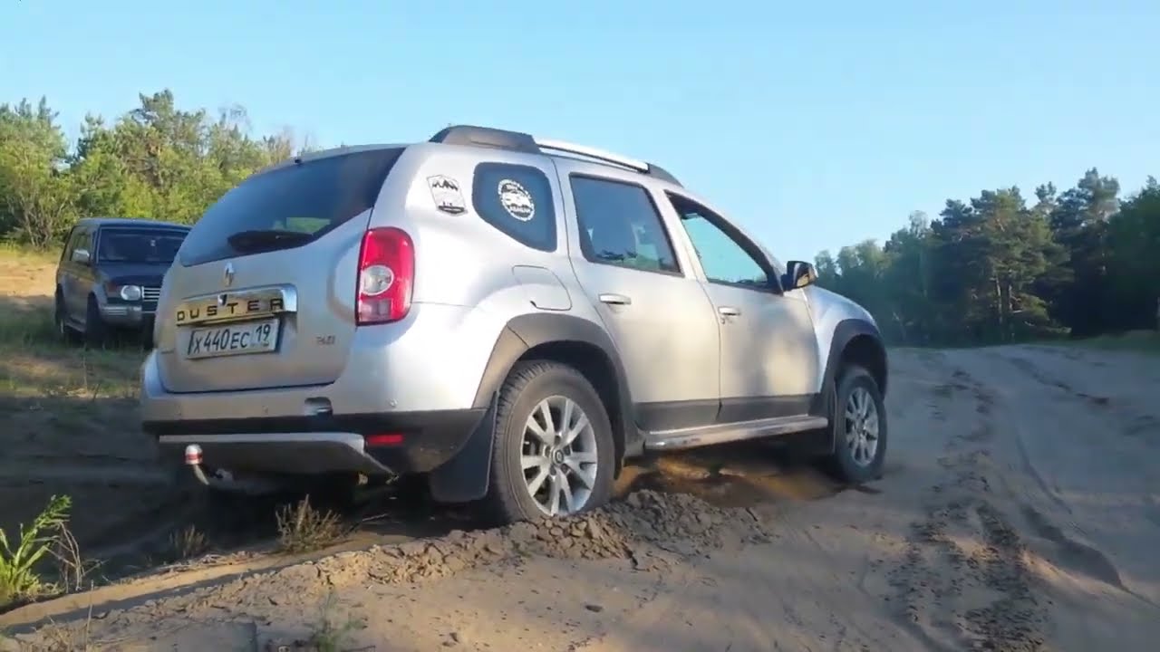 💪4 кроссовера 2000-х, которые переживут современные 🚙