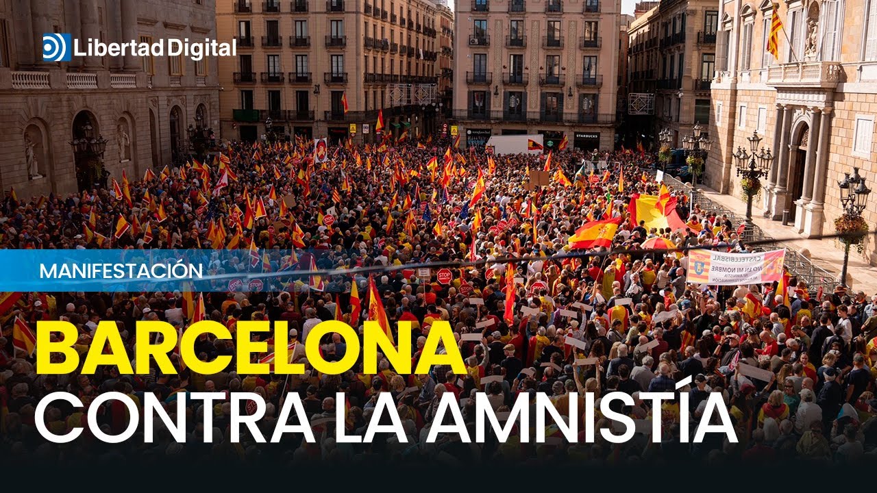 Miles de personas salen a la calle en contra de la amnistía en Barcelona