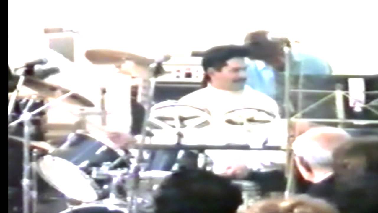 Akar Bahar (cover Massada)  Souhoka Familie Band
