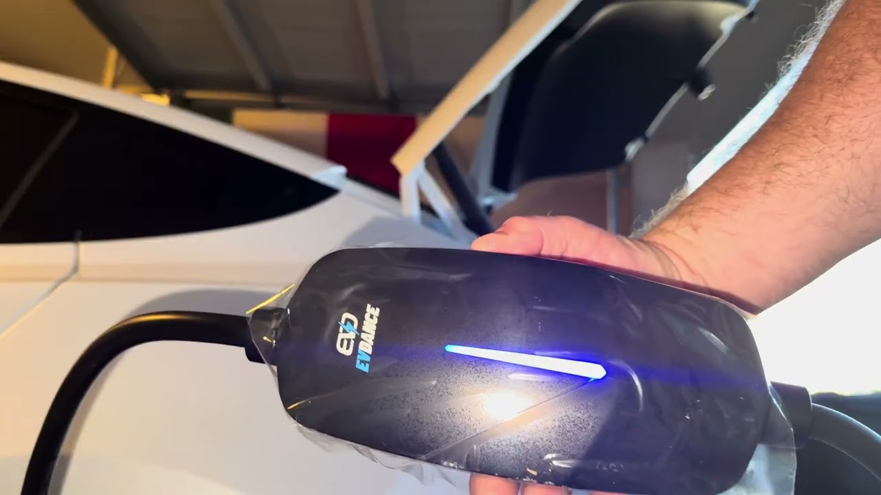 Mobile/Portable Electrical Charger by EVDANCE