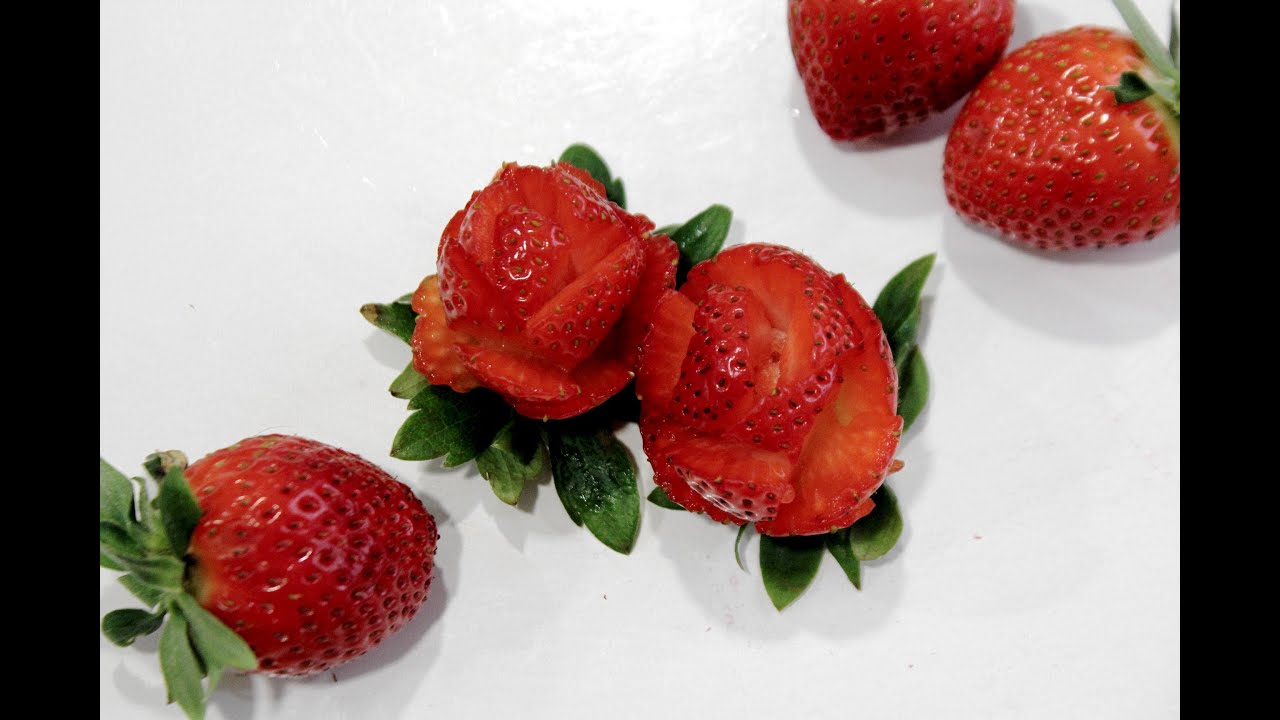 Cómo hacer rosas con fresas. Strawberry flower