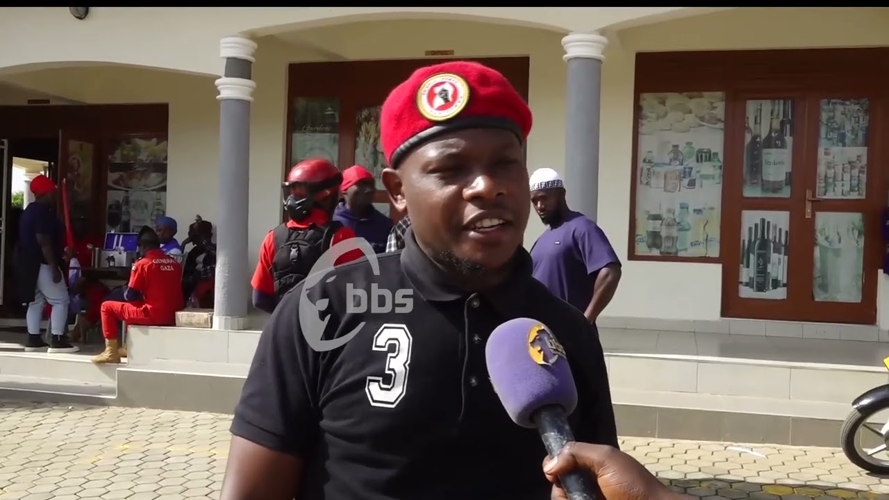 Abaabaddewo nga Poliisi erumba ekifo Kyagulanyi weyasuze e Mbarara, boogedde