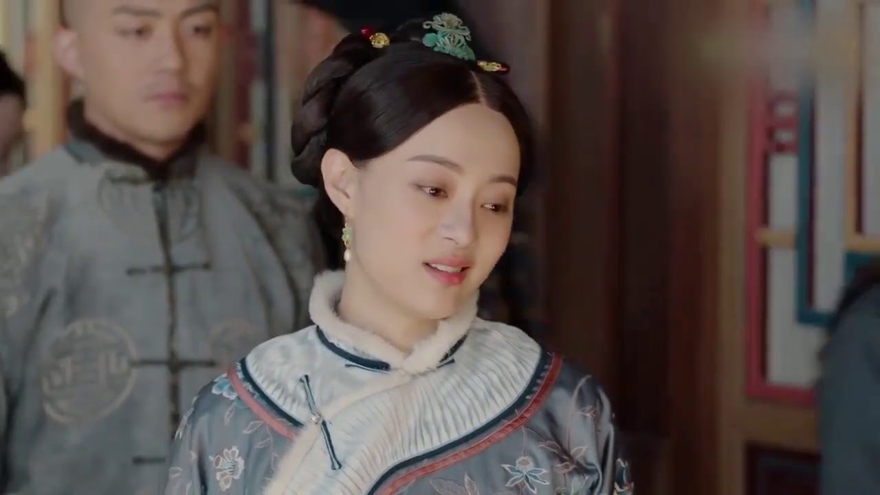 周莹搞笑练习如何下跪，赵白石：有这么称呼太后皇上的吗？