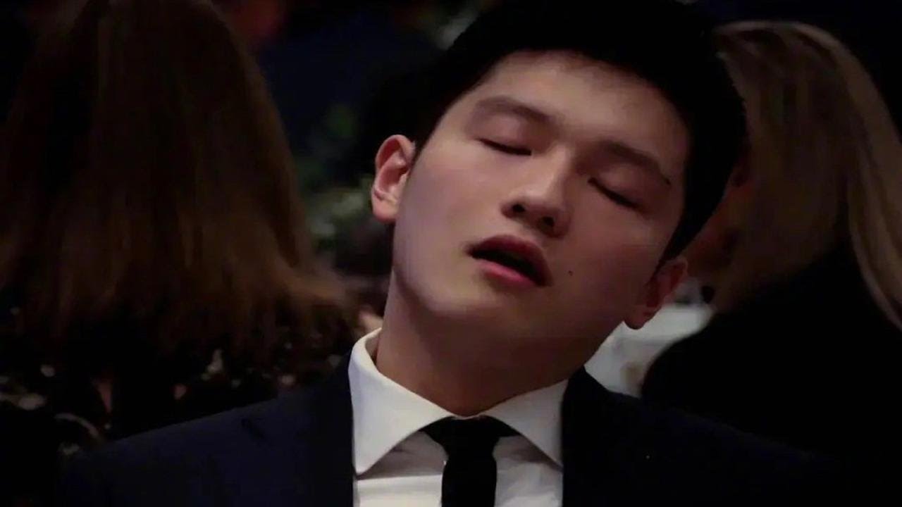樊振东‖你们管这叫 胖 ？这就是小胖不想瘦的原因！ 每日一遍 男友再见