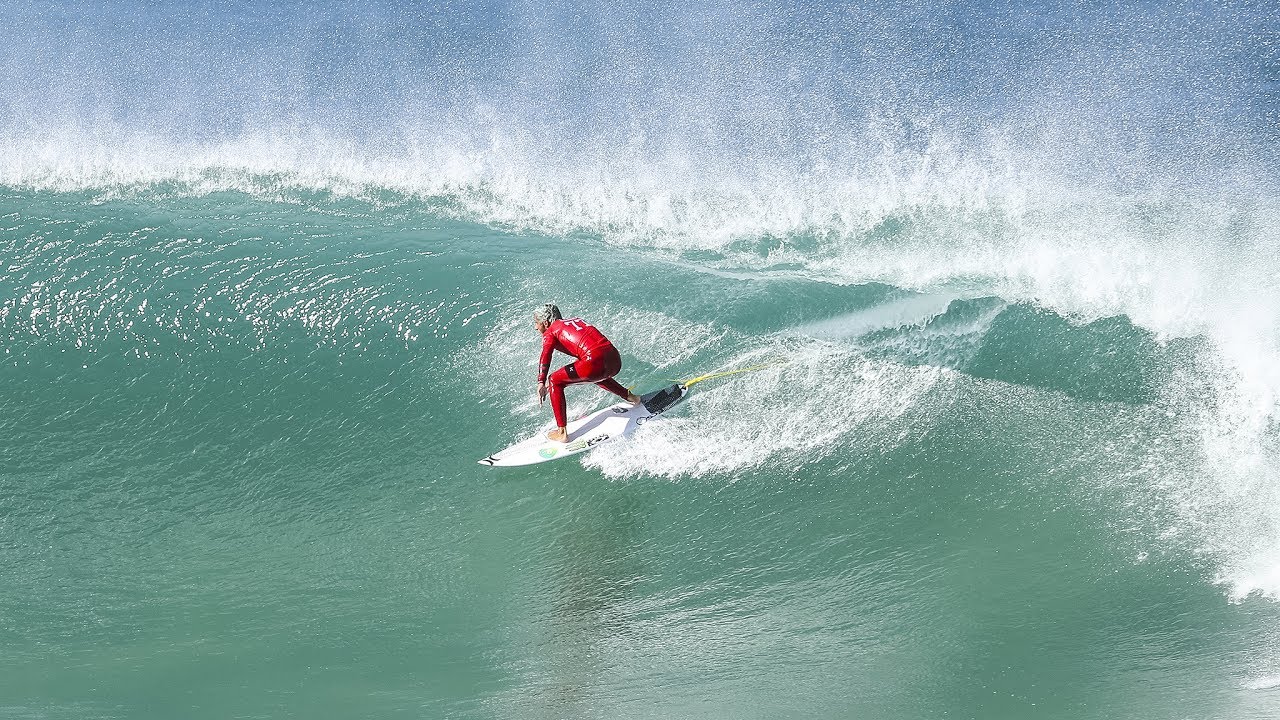 Filipe Toledo Scores a Perfect 10 at J-Bay