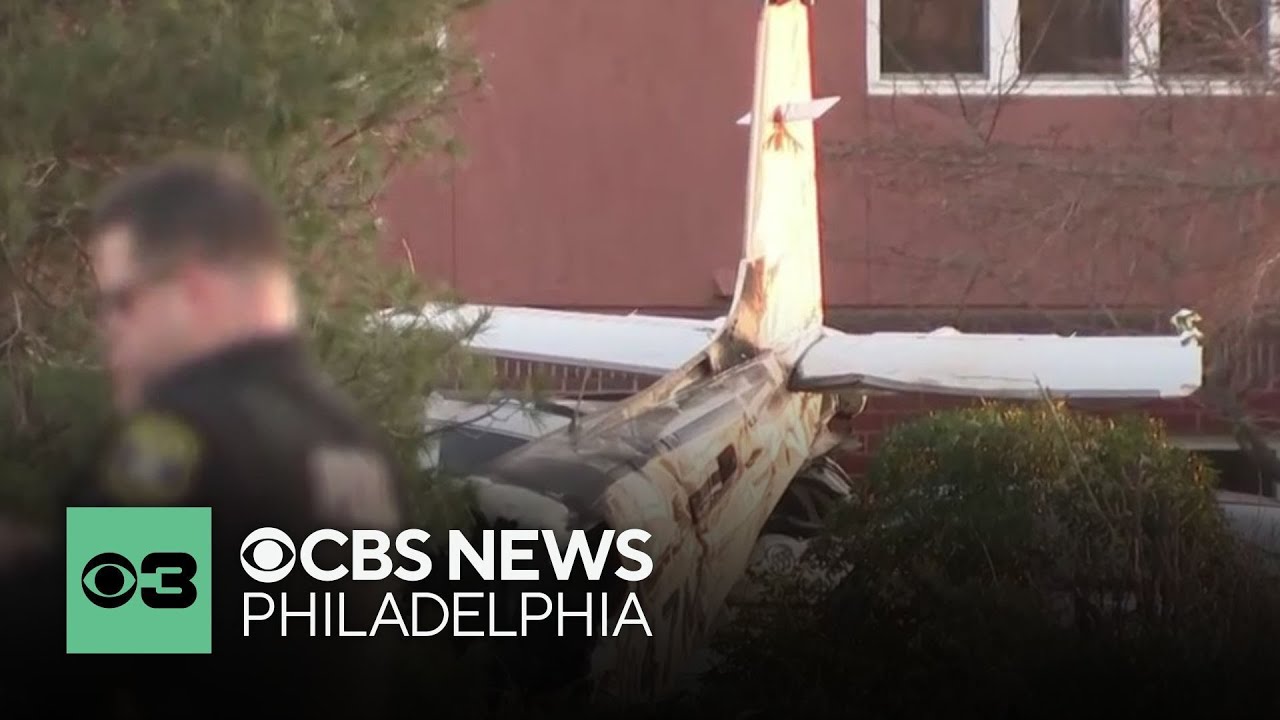 Small plane crashes in Lancaster County, Pennsylvania; 5 injured, officials say