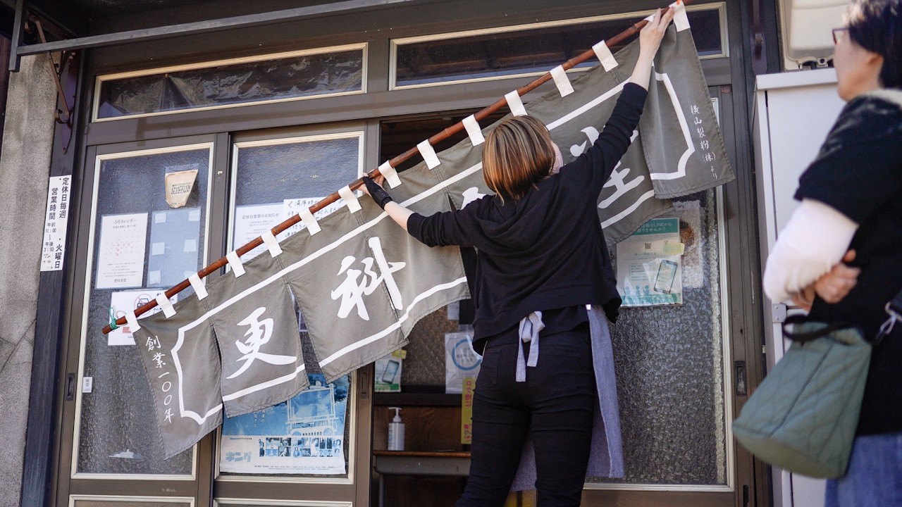 A traditional restaurant with a 100-year history: A new couple takes over its legacy. Hokkaido Japan