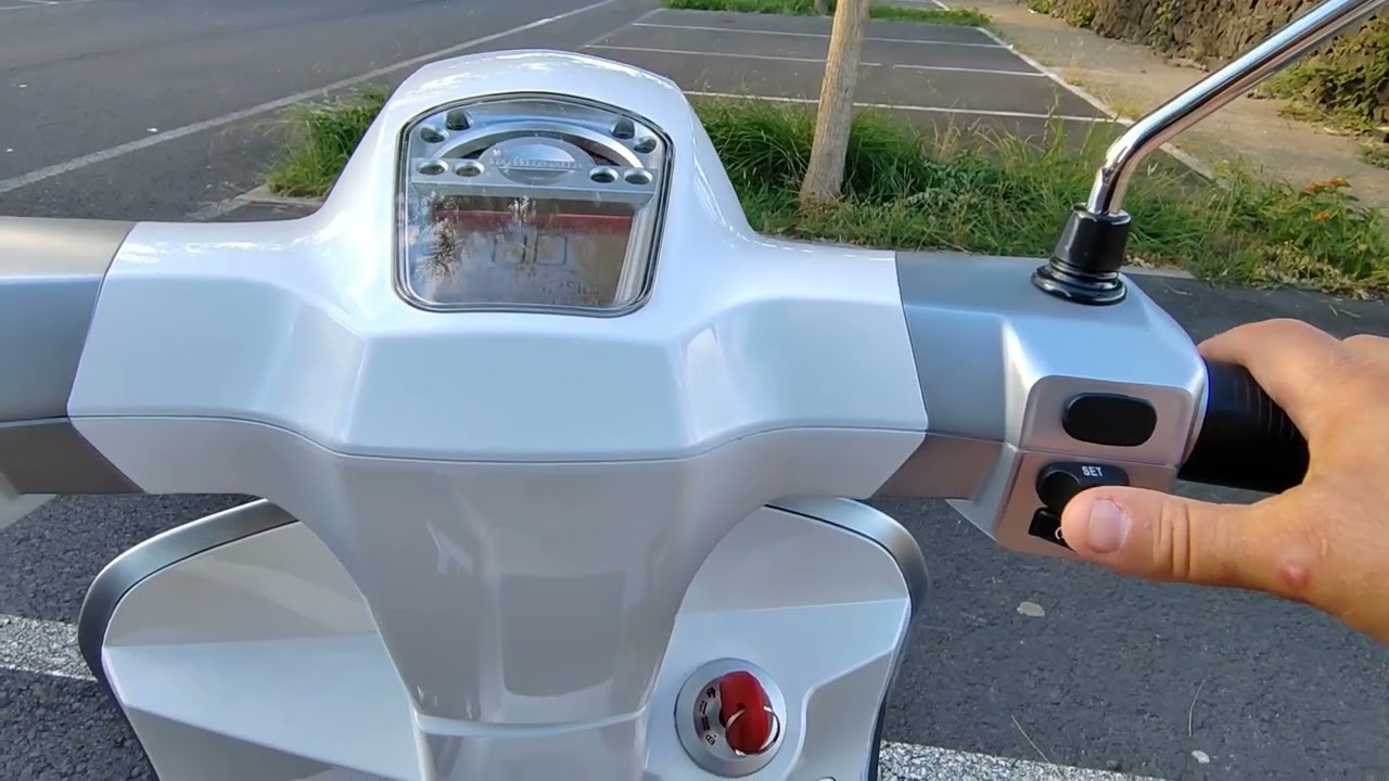 Review Lambretta V Special 125 (MY 2024)