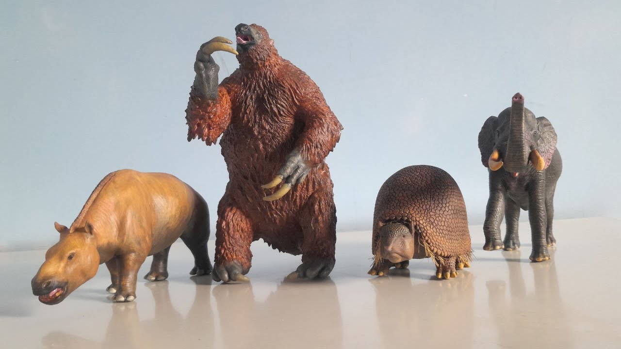 COLEÇÃO MEGA FAUNA (Escultura 3D).