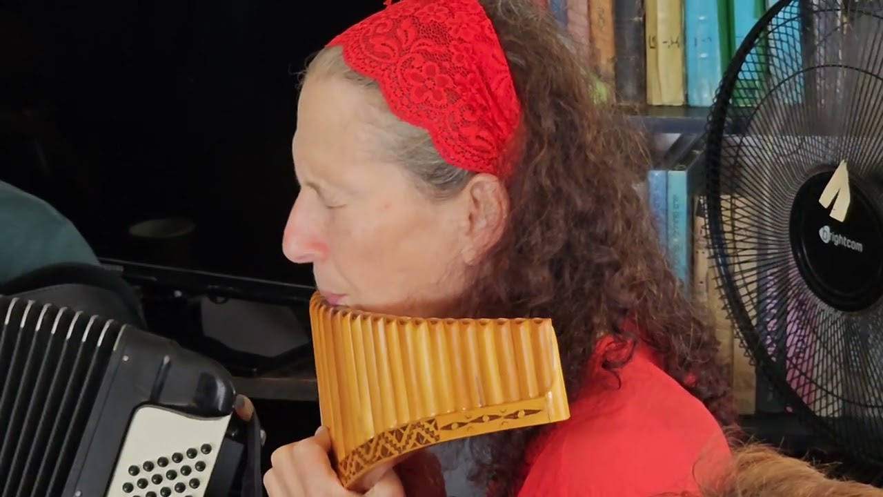 שירת העשבים  תניר שקד