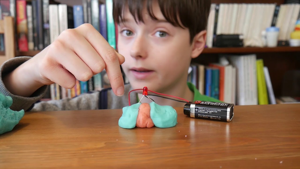 How to make Squishy Circuits