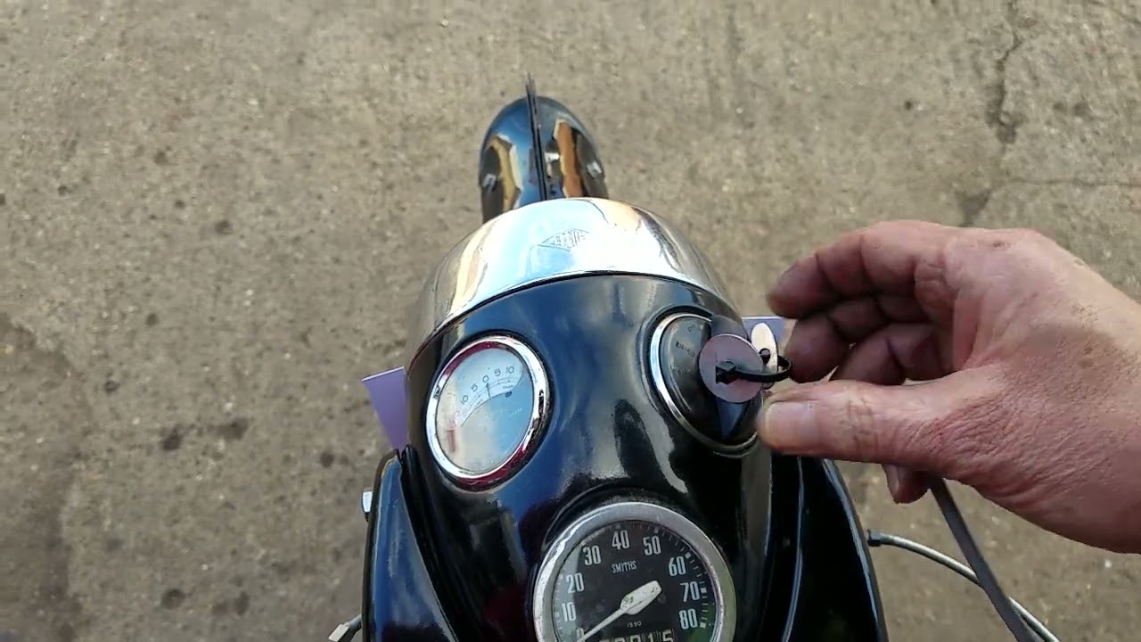 1959 velocette Valiant 200cc at Andy Tiernans #09112VEL Pt 1
